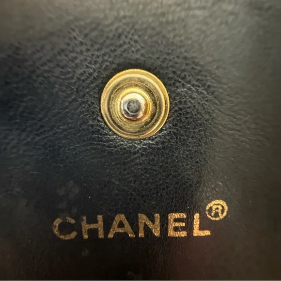 EUC - CHANEL CC Logo Caviar Leather Wallet with COA - Picture 4 of 14